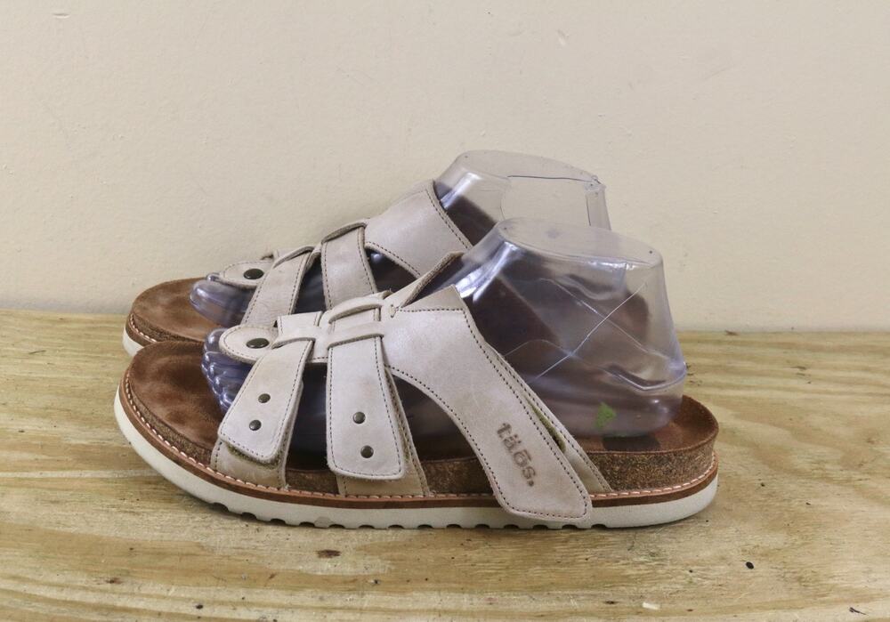 Taos Sandals Womens 10 Magnificent Stone Beige Cream Leather Studs Slides Boho
